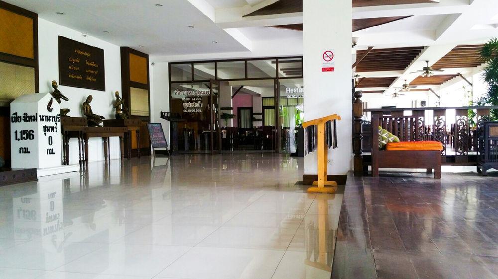 צ'ומפון Nana Buri Hotel מראה חיצוני תמונה