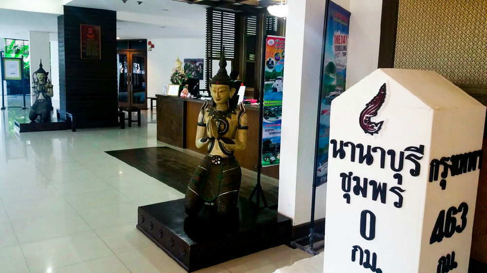 צ'ומפון Nana Buri Hotel מראה חיצוני תמונה