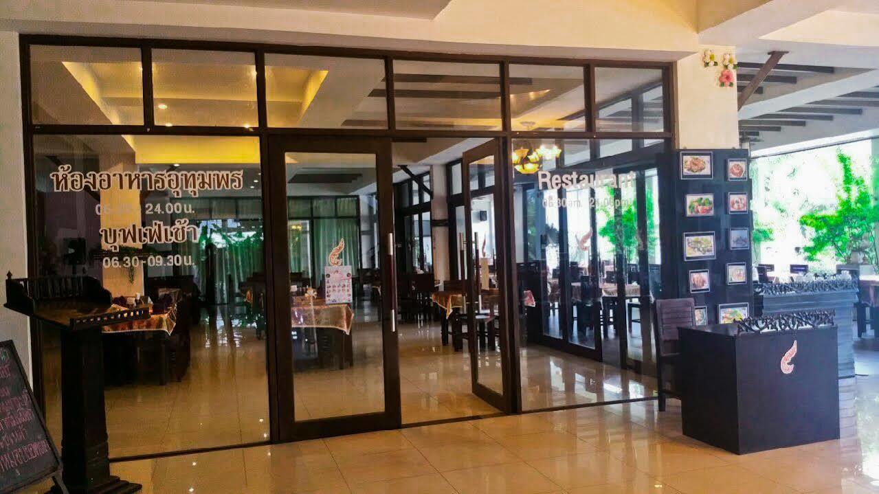 צ'ומפון Nana Buri Hotel מראה חיצוני תמונה