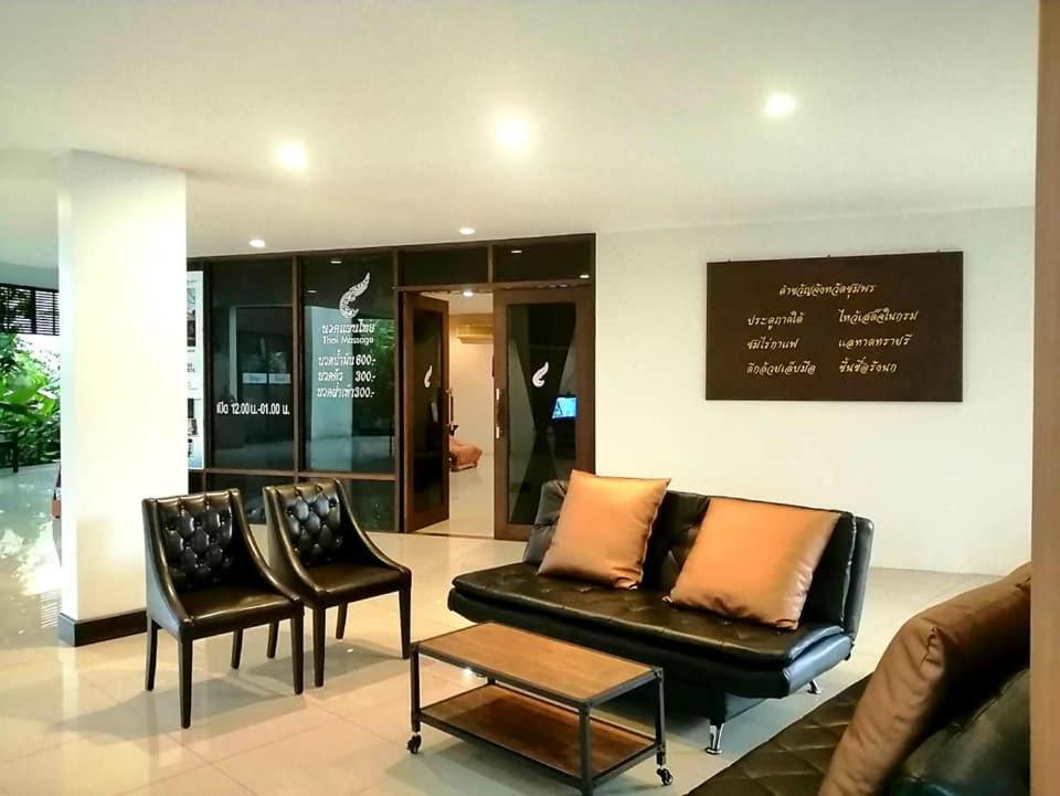 צ'ומפון Nana Buri Hotel מראה חיצוני תמונה