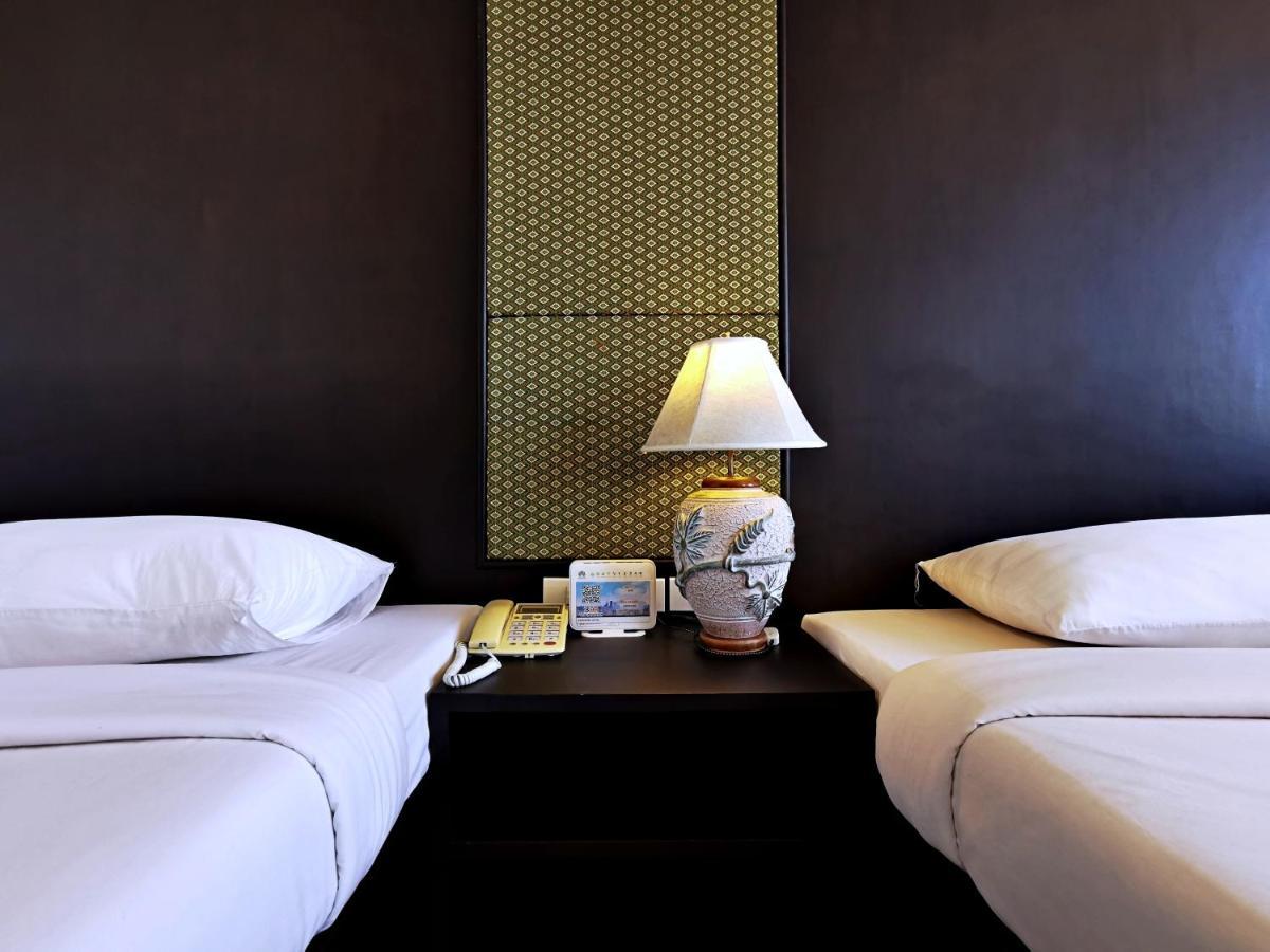 צ'ומפון Nana Buri Hotel מראה חיצוני תמונה